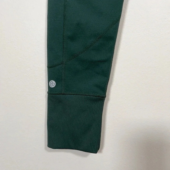 ‼️ 50% OFF ‼️🌟⭐️✨CLEARANCE SALE ✨⭐️🌟  ZELLA | DARK GREEN 7/8 LEGGING - Picture 8 of 9